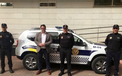 Dolores estrena nuevo vehículo para la Policía Local
