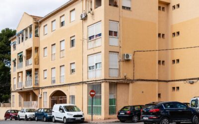 El vicepresidente del consell anucia la exoneración del pago de alquiler en el parque público de vivienda