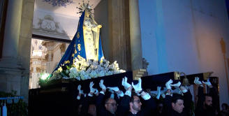 La Junta Mayor de Cofradías de la Semana Santa realiza una revista editada con fotografías de las imágenes y actos de la Semana Santa de Dolores