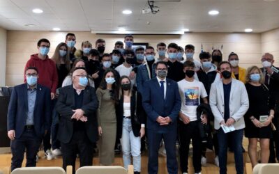 Dolores homenajea a los jóvenes en el Día de la Constitución