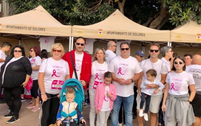 Más de 600 personas participan en la  Marcha Solidaria Contra el Cáncer en Dolores