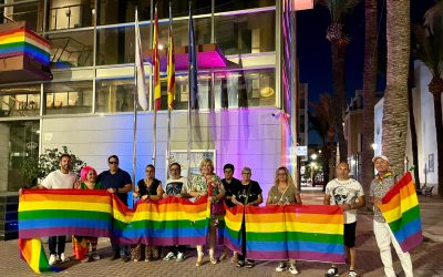 Dolores celebra el Día del Orgullo con un jornada Festiva y Reivindicativa en la que hubo música, pregón, manifiesto y un desfile por el municipio