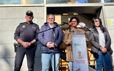 Dolores reafirma su compromiso contra la Violencia de Género en el 25N con un emotivo acto institucional